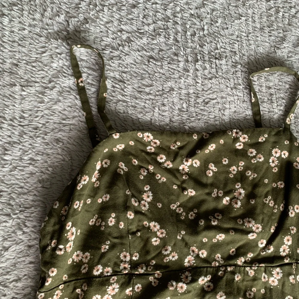 ARIZONA JEAN CO. | Olive Floral Dress - Picture 1 of 5